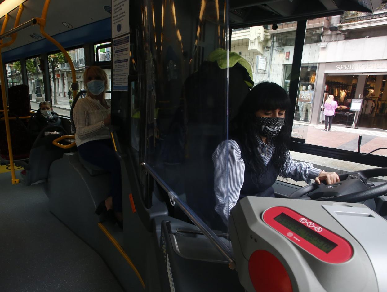 Más fondos al bus y el tren mediante una ley