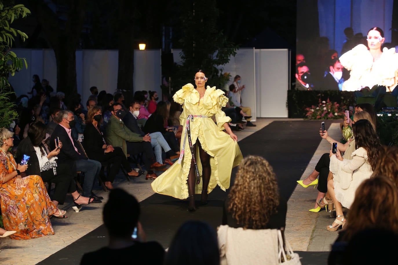 Los diseños de Agatha Ruiz de la Prada, Odette Álvarez, Isabel Zarpadiez y María Lafuente protagonizan el desfile en el Campo.