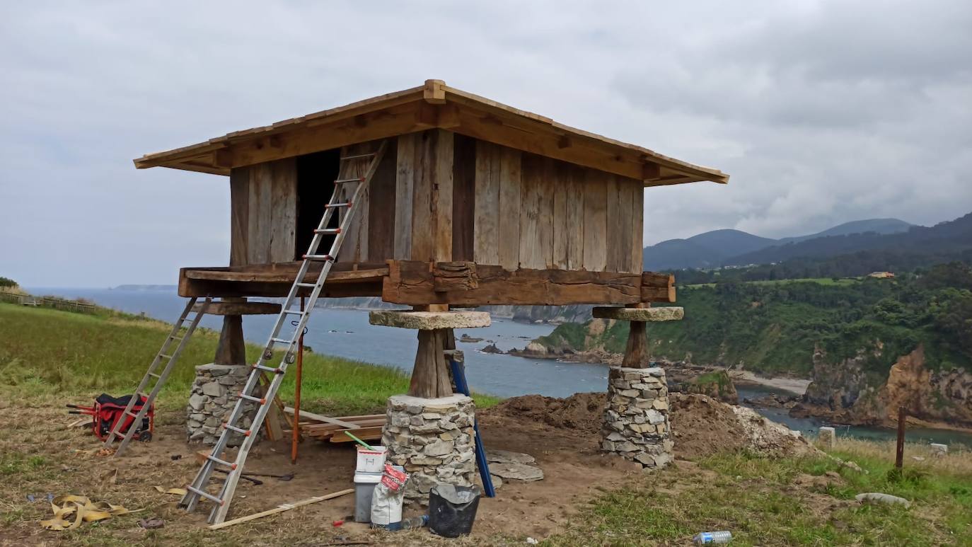 Imagen secundaria 2 - Proceso de instalación del hórreo 