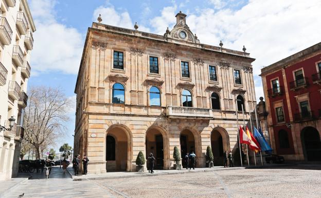 Edificio del Ayuntamiento de Gijón en la plaza Mayor