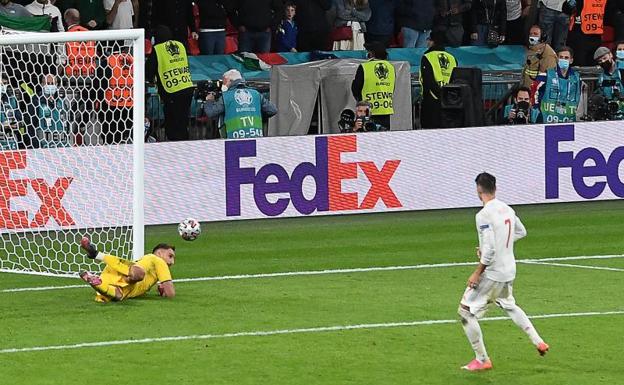 Álvaro Morata falló un penalti en la tanda final. 