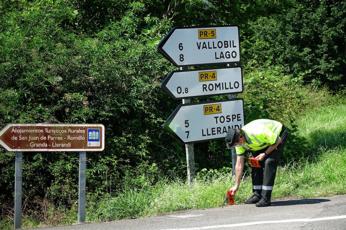 Un choque entre dos vehículos en la localidad de Ozanes, en el concejo de Parres, se ha saldado con cuatro personas heridas, todos ellos de carácter leve.
