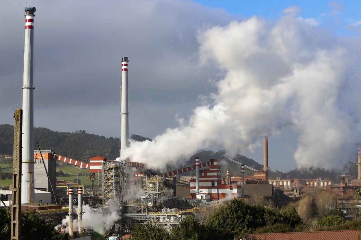 La planta de Gijón es la que concentra las instalaciones de cabecera, las más contaminantes. 