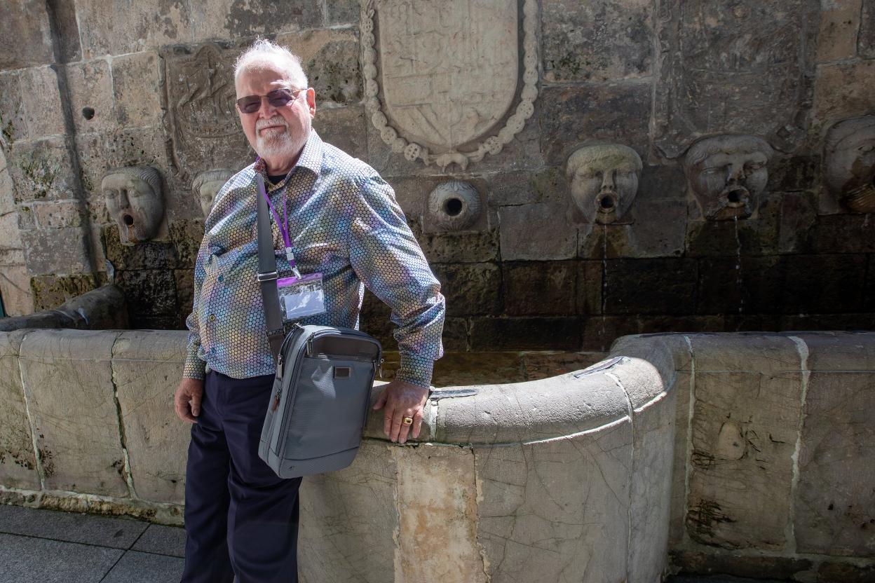 El autor estadounidense Larry Niven, ayer, en San Francisco. 