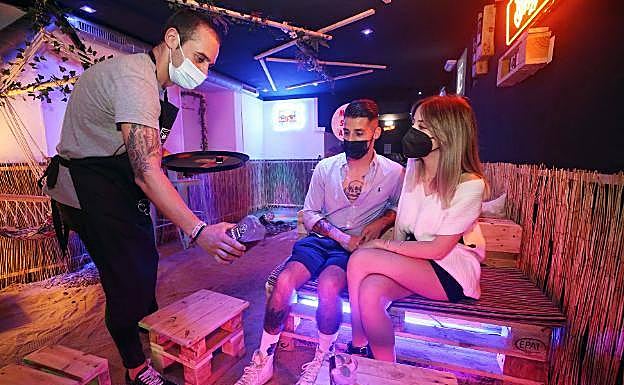 Oviedo aprueba una resolución para permitir el uso hostelero a los locales de ocio nocturno