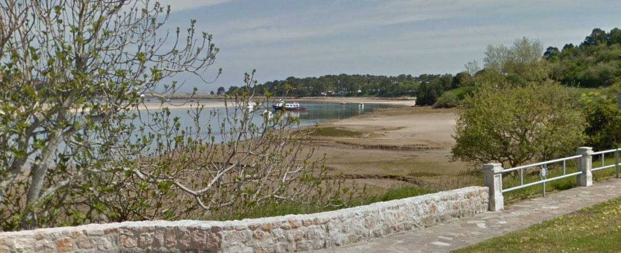 Playa La Maza, San Vicente de la Barquera