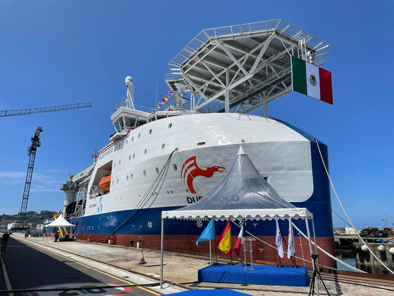 El 'Blue Eagle' es un petrolero fabricado en el astillero gijonés, con 106 metros de eslora, que operará en el golfo de México