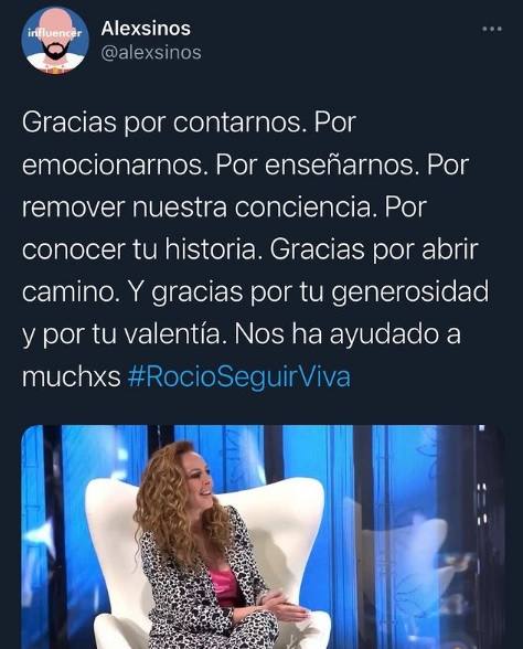 Humor. El avilesino Alexsinos ronda los 100.000 seguidores en internet, entre los que están Santi Millán, Anabel Pantoja e Irene Rosales, gracias a imágenes que tiran de ironía y cotidianidad.