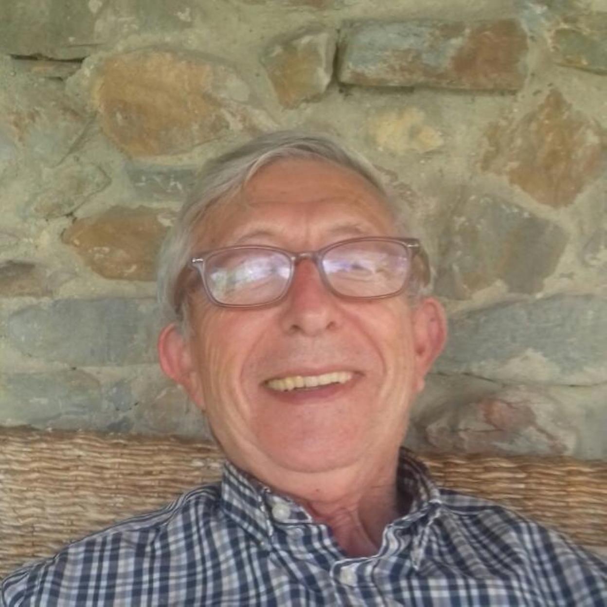 Manuel Vázquez-Prada. 