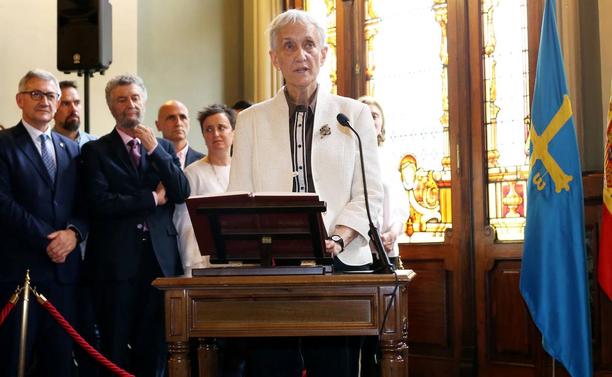 Carmen Suárez, en su toma de posesión como consejera de Educación.