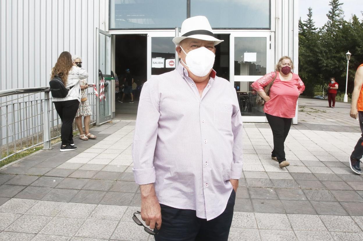 Salvador Labrada completó ayer la pauta de Astrazeneca. 