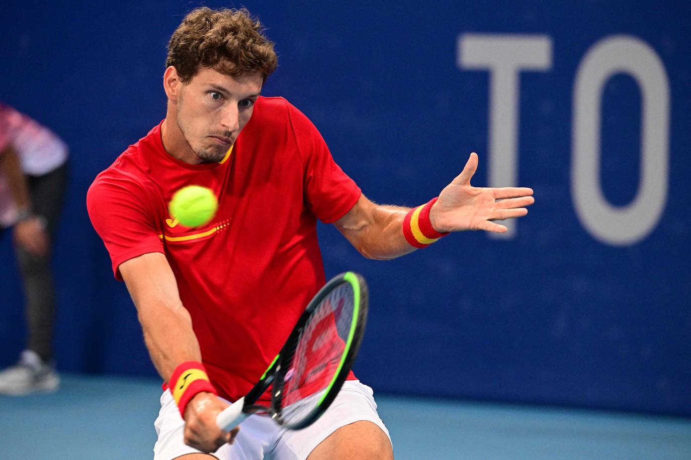 El tenista gijonés se ha clasificado para las semifinales de los Juegos Olimpicos de Tokio tras batir en dos sets al ruso Daniil Medvédev. Carreño venció por 6-2 y 7-6 (7-5) y se medirá en semifinales al Khachanov. 