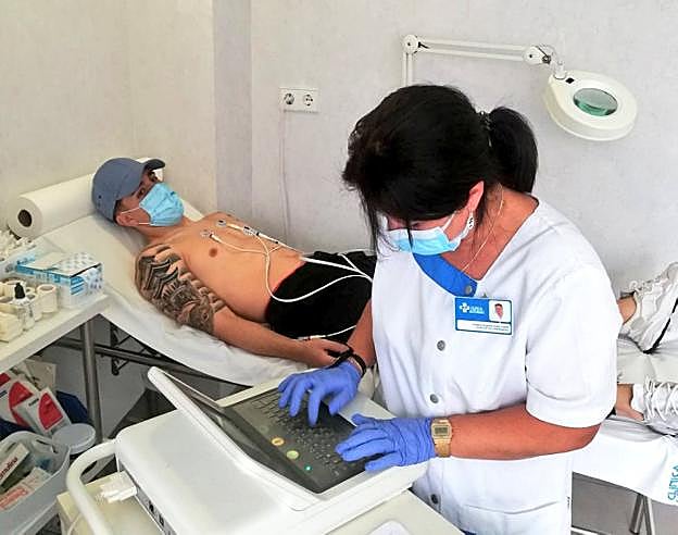 El mediapunta Joni Montiel se convierte en el sexto fichaje del Real Oviedo