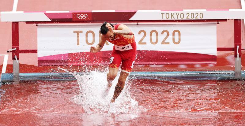 Hoy en Tokio Ana Peleteiro se clasifica para la final de triple salto después de hacer marca personal al aire libre y batir un récord nacional. Támara Echegoyen y Paula Barceló ya marchan segundas en vela.