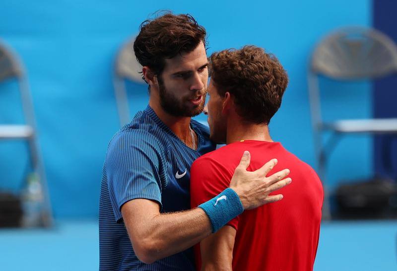Hoy en Tokio Ana Peleteiro se clasifica para la final de triple salto después de hacer marca personal al aire libre y batir un récord nacional. Támara Echegoyen y Paula Barceló ya marchan segundas en vela.