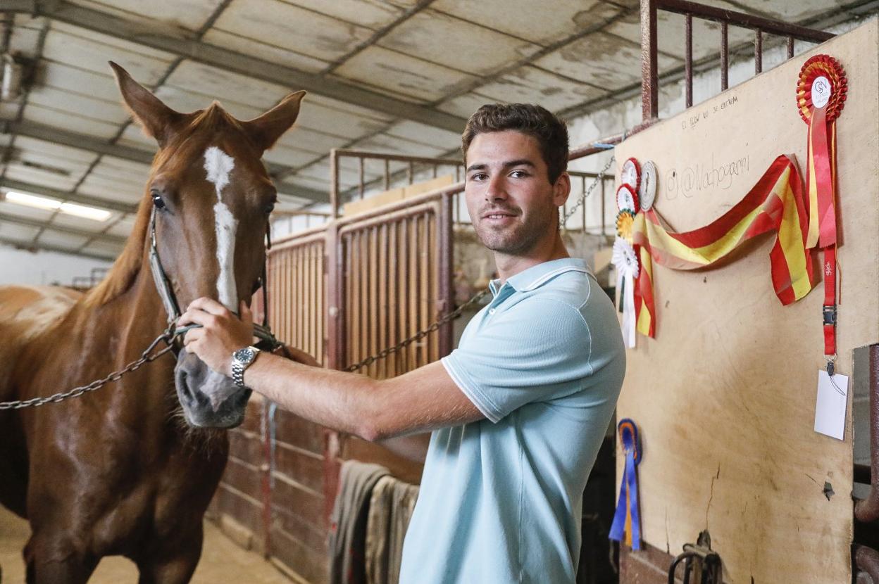 El jinete Nacho García Garrido, con la yegua 'Kata SFM', ayer, en el Chas.