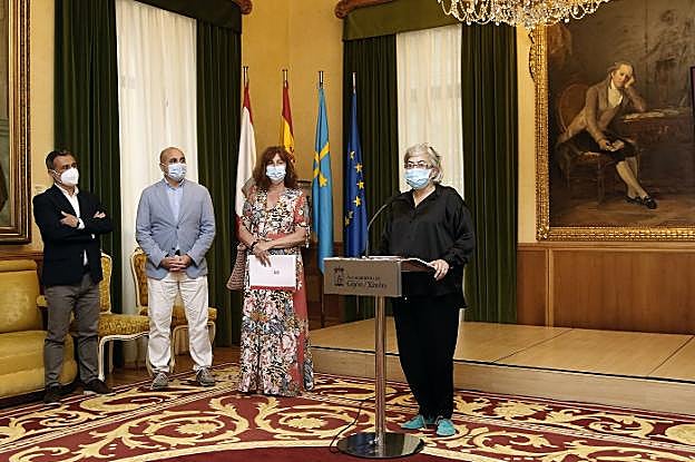 Luis Díaz, Gonzalo Canga, Loli Patón y Ana González, durante la presentación del plan especial. 