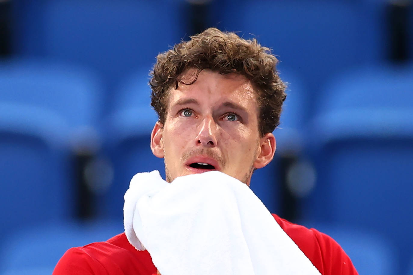 El tenista asturiano Pablo Carreño ha logrado una medalla de bronce en sus primeros Juegos Olímpicos. Se trata del primer gijonés en lograr una medalla olímpica en deporte individual desde Pedro Pidal. Carreño venció a Novak Djokovic, número uno del mundo, en un intenso partido de casi tres horas en el que desquició en muchos momentos al serbio