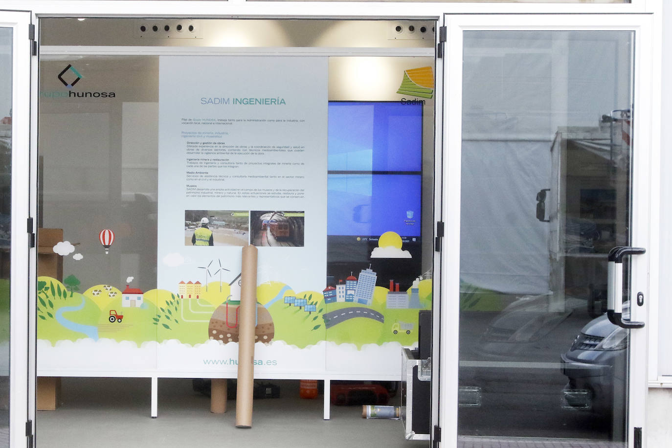 La nueva edición de la feria de muestras arrancará el viernes, con un acto inaugural reducido a 238 asistentes en el Palacio de Congresos y en el que se da por segura la presencia de un ministro del Ejecutivo. Serán en total 15 días de evento, del 7 al 22 y en horario de 11.00 a 22.00. El 80% de los espacios estarán al aire libre.