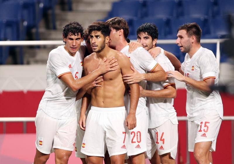 España se jugará el oro en fútbol ante Brasil. Portela se lleva la plata. Las de waterpolo y Asier Martínez entran en semifinales.