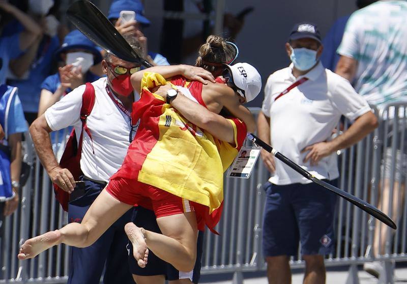 España se jugará el oro en fútbol ante Brasil. Portela se lleva la plata. Las de waterpolo y Asier Martínez entran en semifinales.