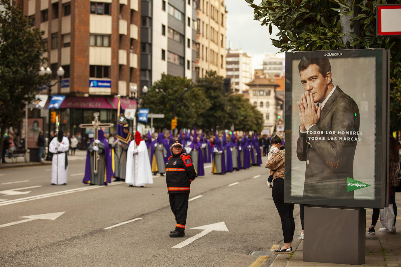 Procesión de San José y Encuentro en Oviedo.