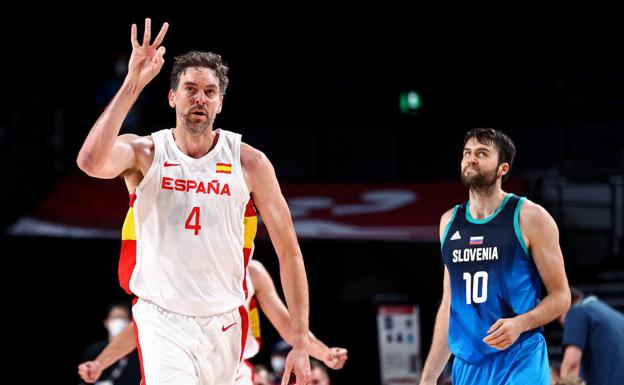 Gasol celebra una canasta en el partido contra Eslovenia.