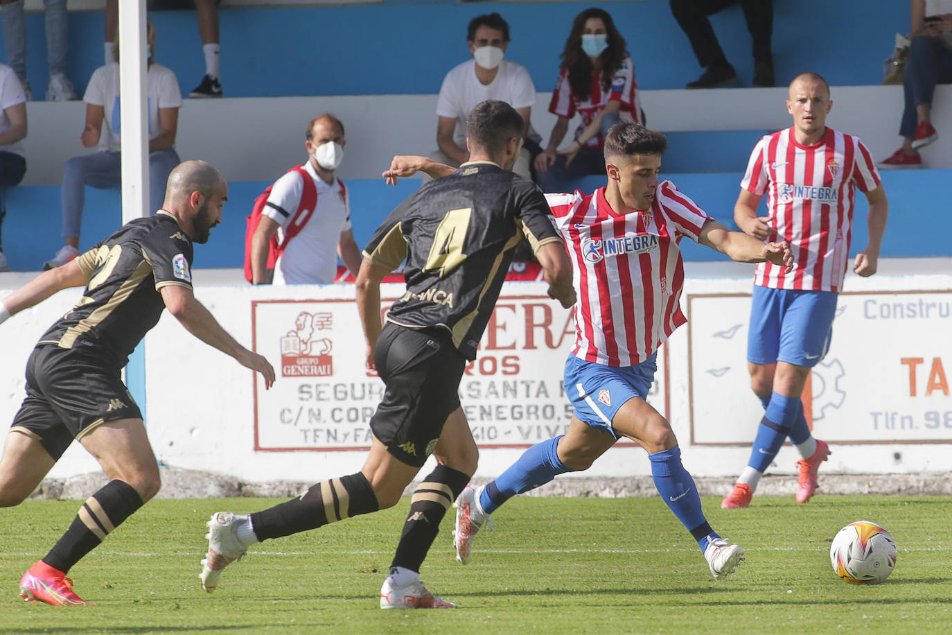 Fotos: Las mejores imágenes del Lugo - Sporting