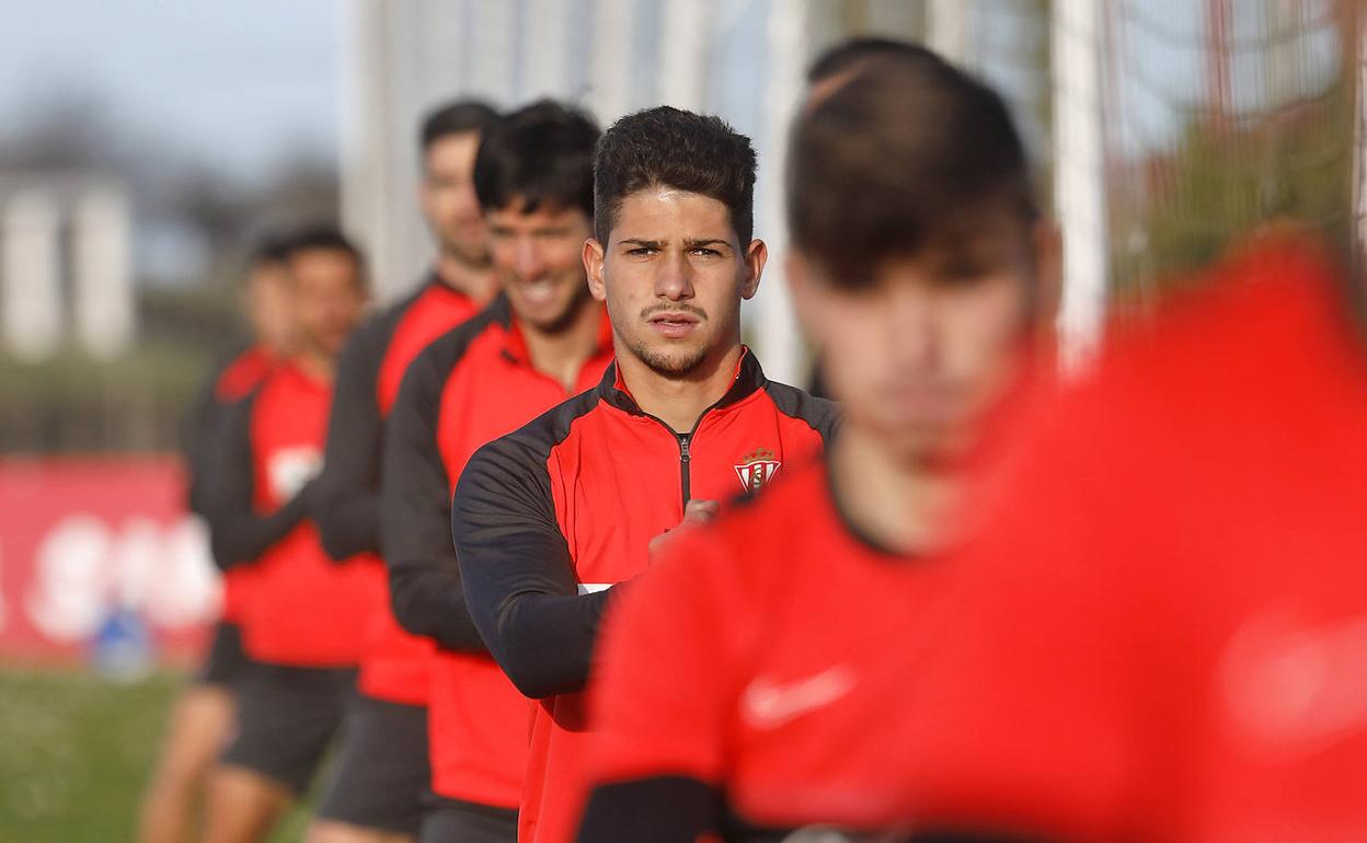 Berto, en un entrenamiento del Sporting.