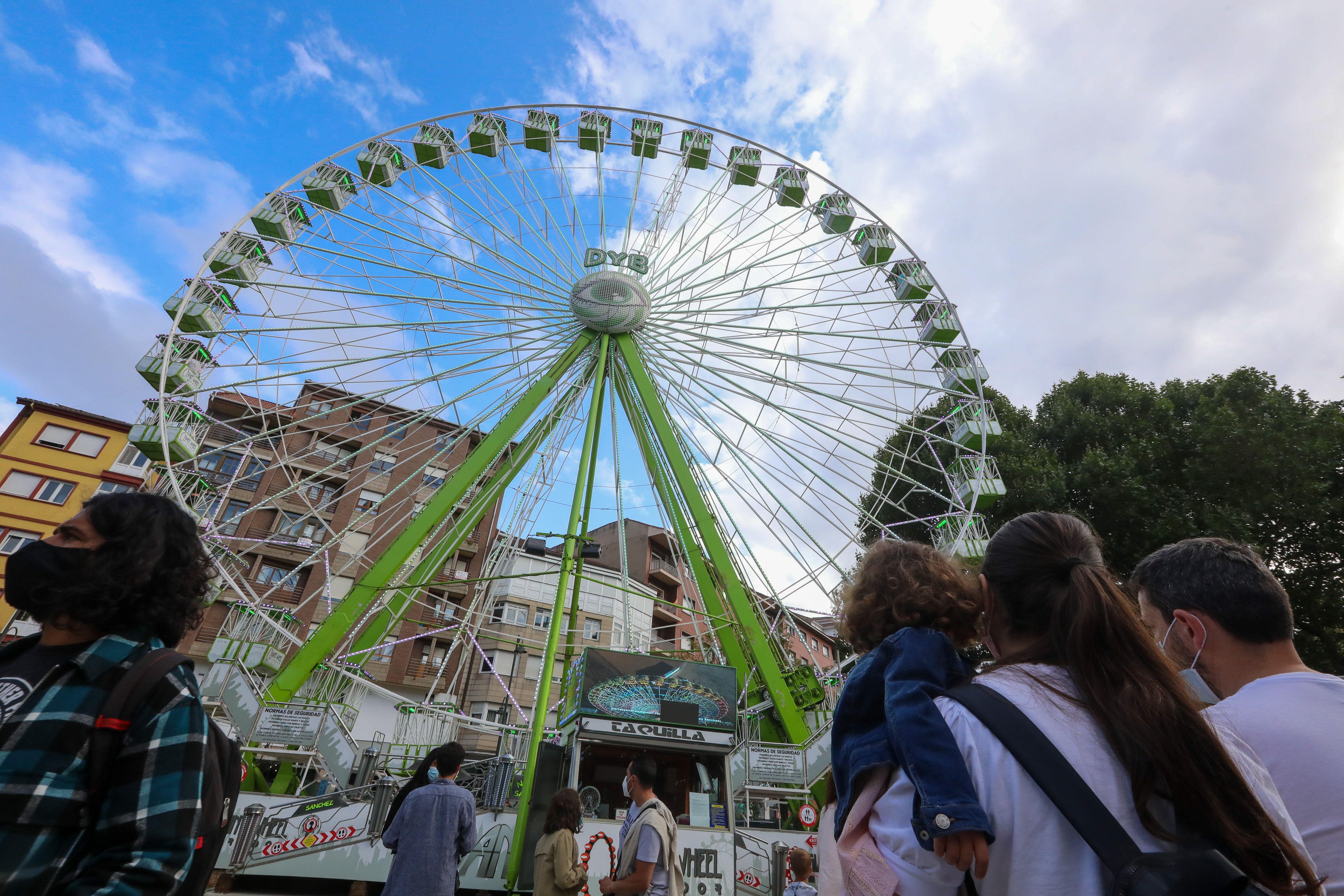 Fotos: Avilés recupera el ferial