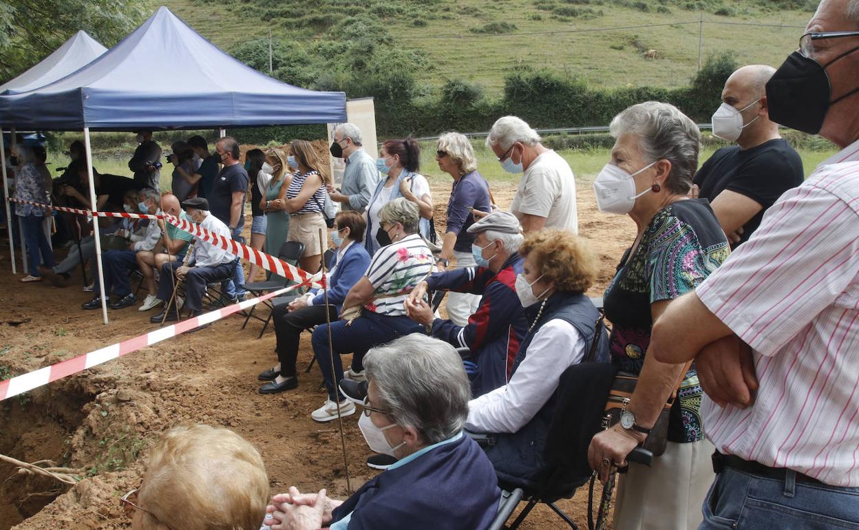 Exhumación la semana pasada en El Rellán (Grao) de varios republicanos asesinados por el franquismo. 