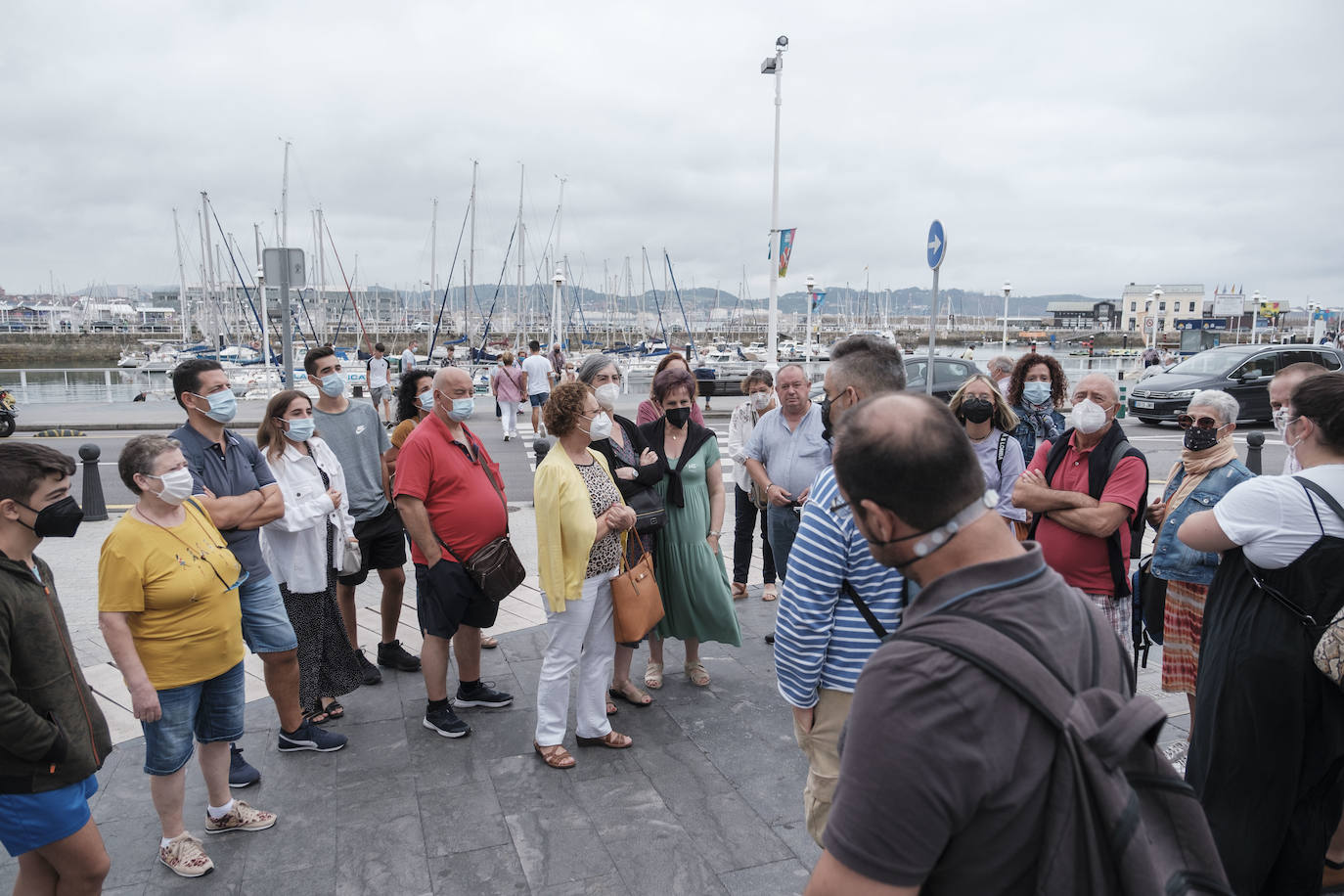 El sector turístico cuelga el cartel de completo en casi 95.000 plazas y con tarifas de hasta 370 euros por día en las escasas opciones de alojamiento. 
