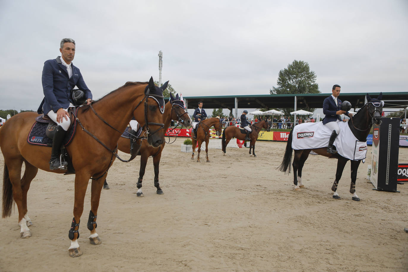 El vitoriano continúa intratable con los triunfos en la prueba grande y en la mediana. Iván Serrano venció en caballos jóvenes.