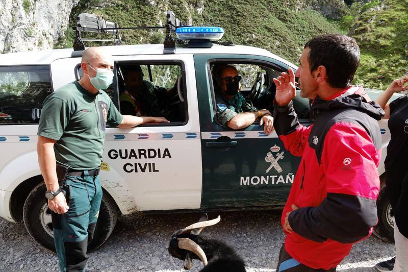 Los cántabros Ramón González y José Antonio García con familiares y amigos