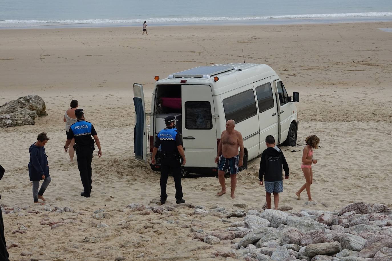 Se desconoce si se ha quedado atrapada y bloqueada en el mismo arenal