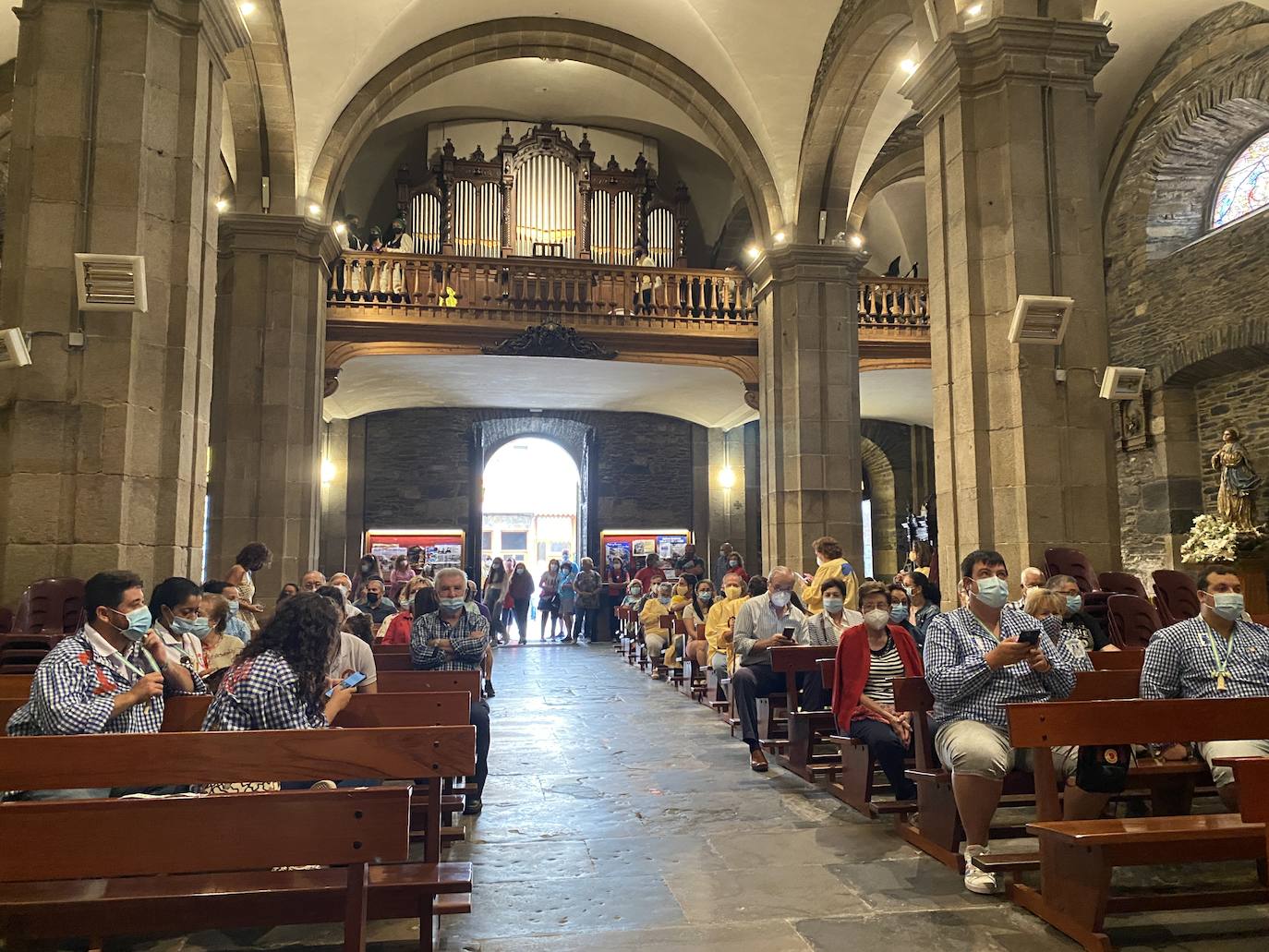 Por segundo año consecutivo la iglesia luarquesa ha sido la sede de esta celebración