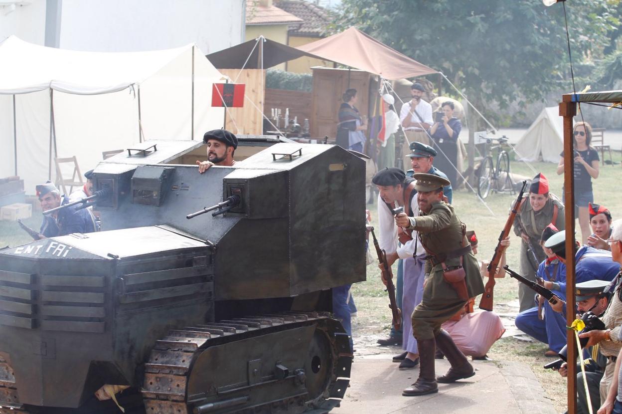 En ediciones anteriores se abría al público la batalla campal. 