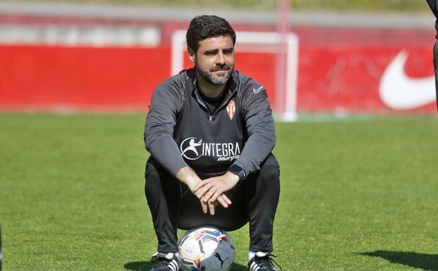 David Gallego, entrenador del Sporting de Gijón.