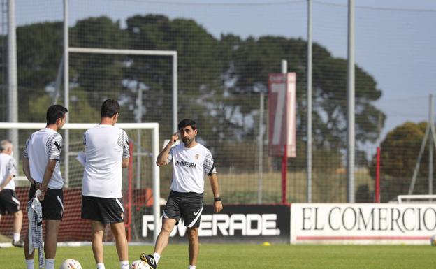 David Gallego en un entrenamiento del Sporting. 