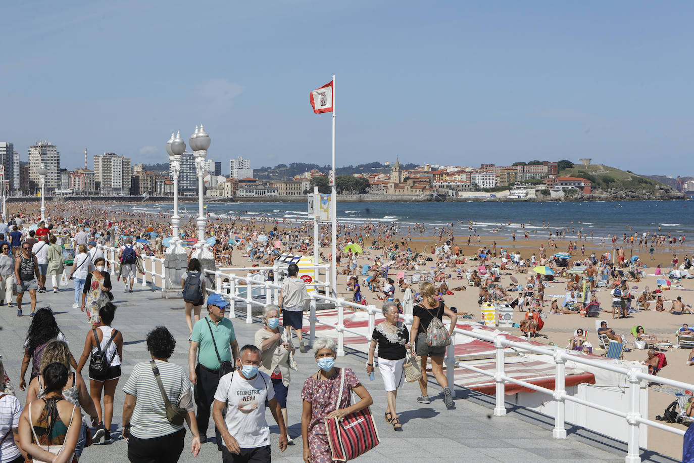 Las playas asturianas, de lo más concurridas