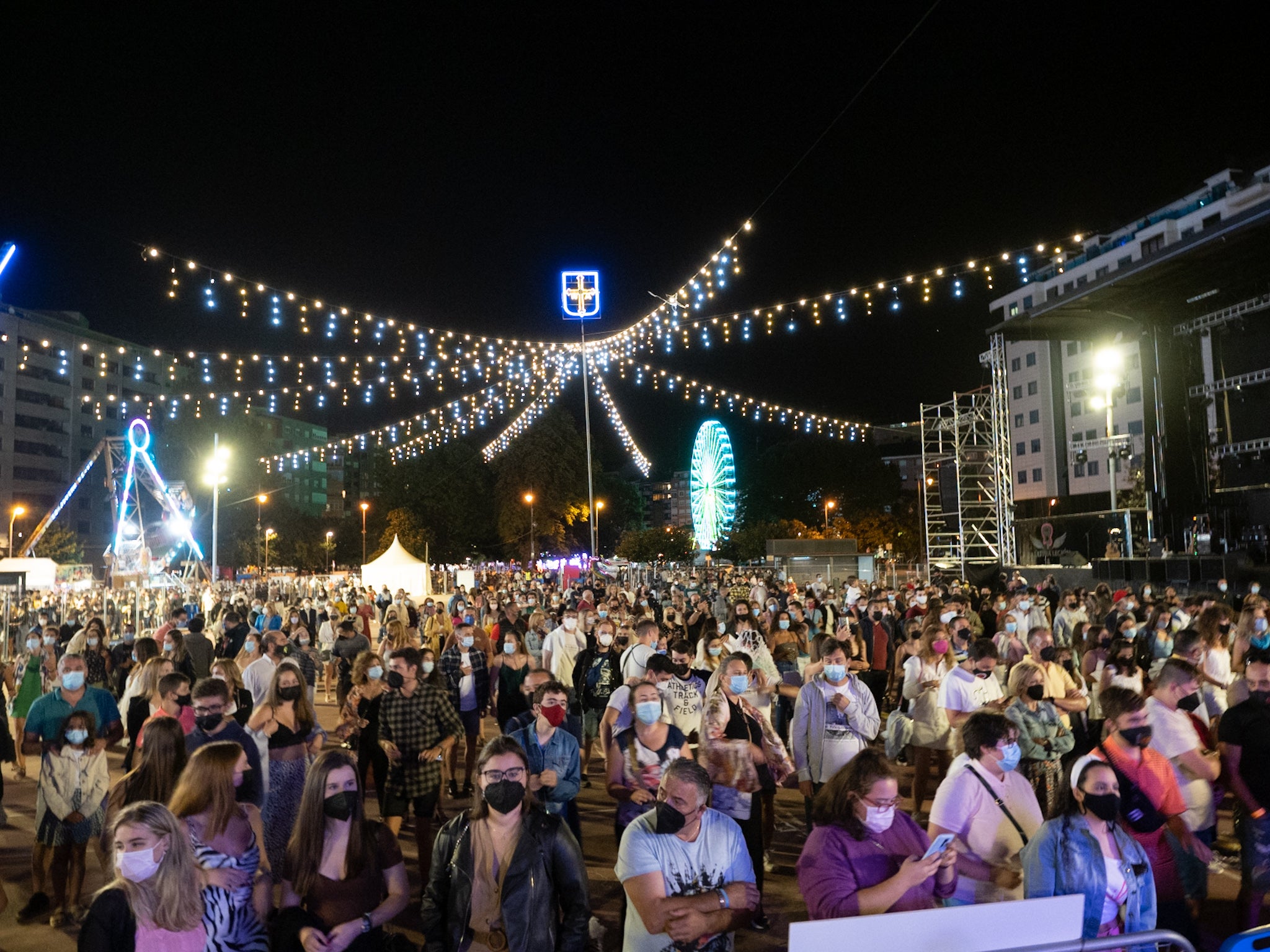 Fotos: Tekila y La Última legión llenan la pista