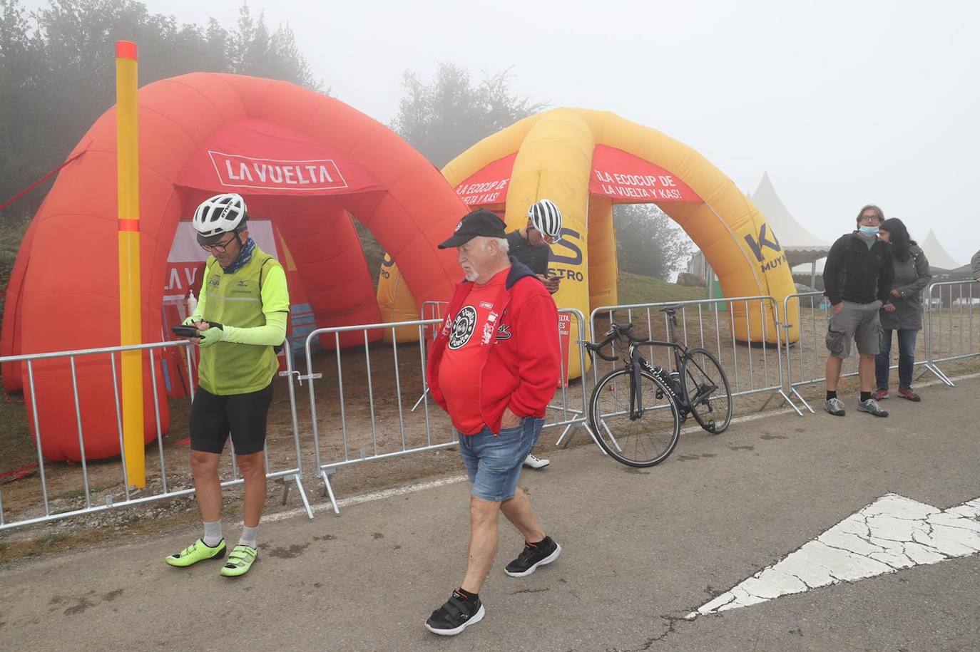 Fotos: El Gamoniteiro, «traca final» de la Vuelta en Asturias