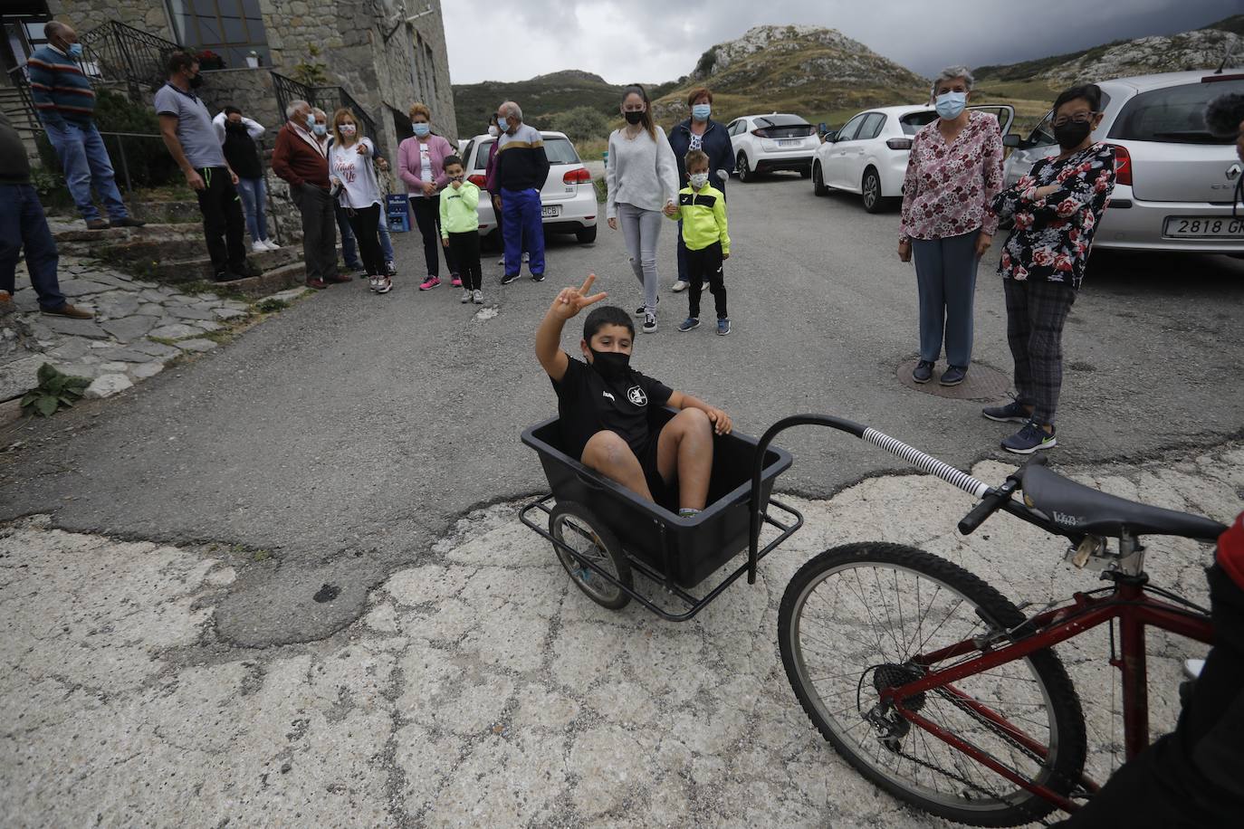 Fotos: La alegría de los vecinos de Santa María del Puerto