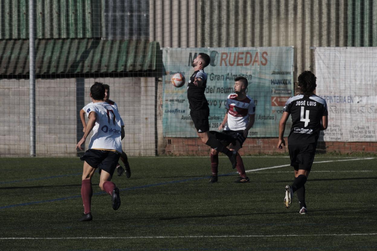 El Gijón Industrial abrió la temporasa con victoria. 