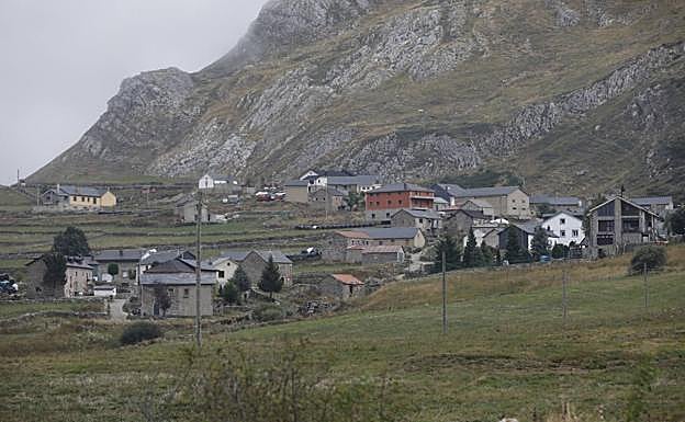 Santa María de El Puerto, en la actualidad, sigue ligado a la ganadería y al cuidado de la naturaleza