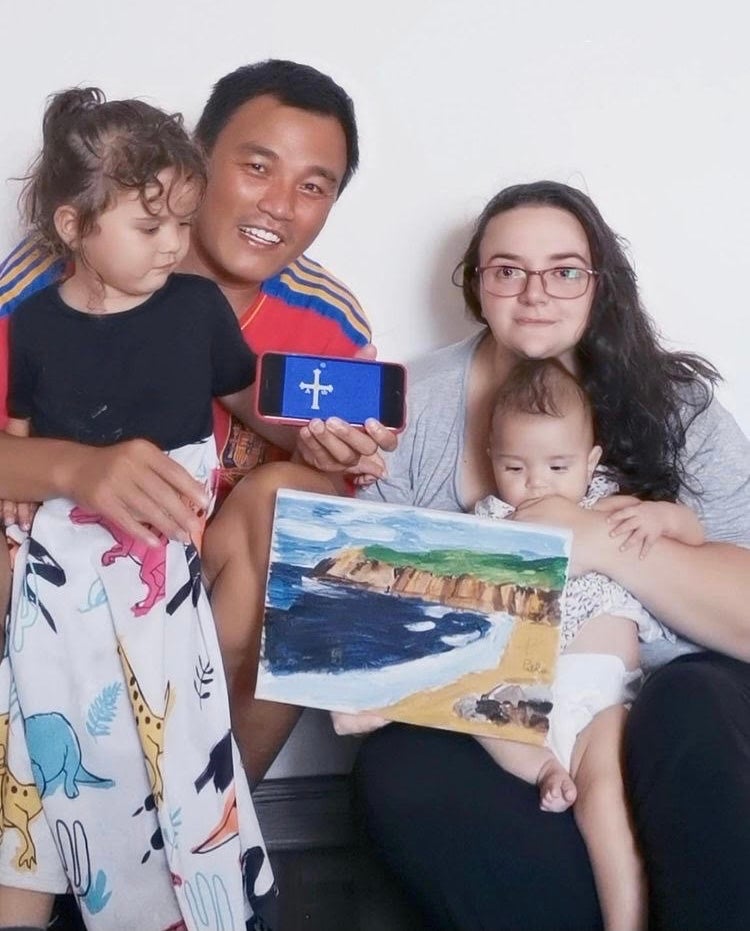 Qingdao (China). Laura Álvarez (34 años). «Este día es para recordar, aprender y compartir con mi familia mi tierrina, aunque sea a distancia»