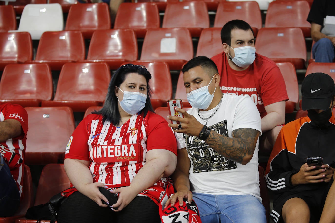 ¿Estuviste en el Sporting - Leganés? ¡Búscate!