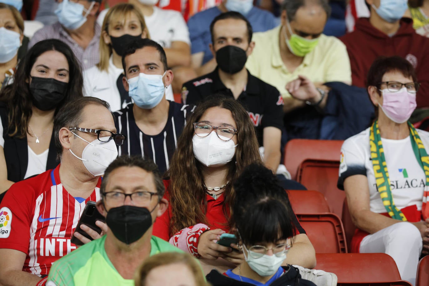 ¿Estuviste en el Sporting - Leganés? ¡Búscate!