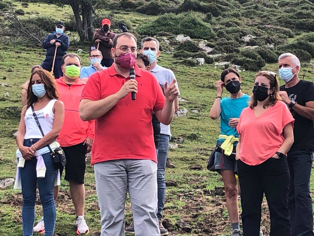 Los socialistas arranca el curso político con el homenaje a la víctimas del Pozu Fumeres