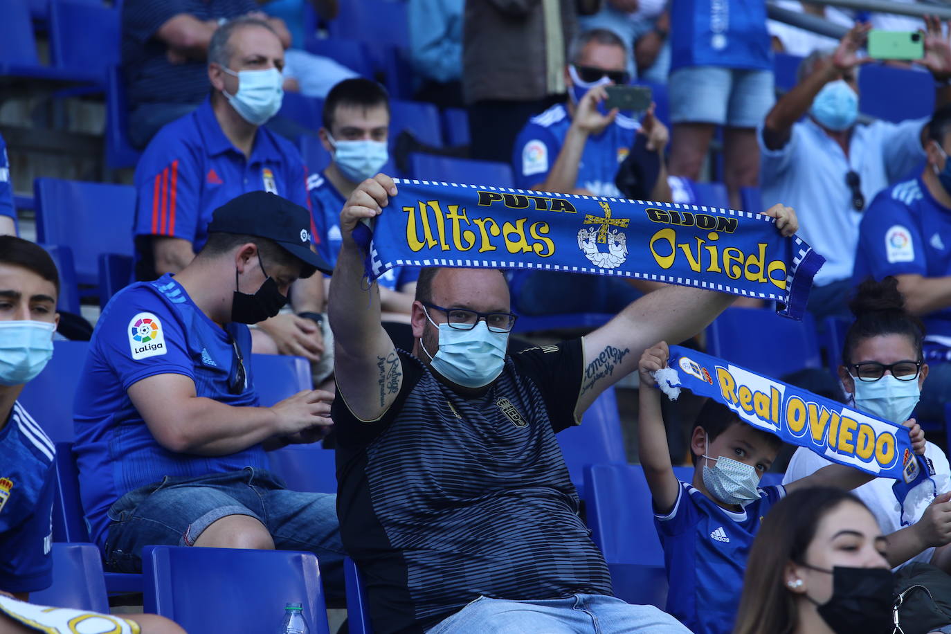 Fotos: ¿Estuviste en el Real Oviedo- Cartagena? ¡Búscate!